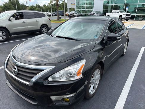Used 2015 Nissan Altima 2.5 SL w/ Technology Package FWD image 1