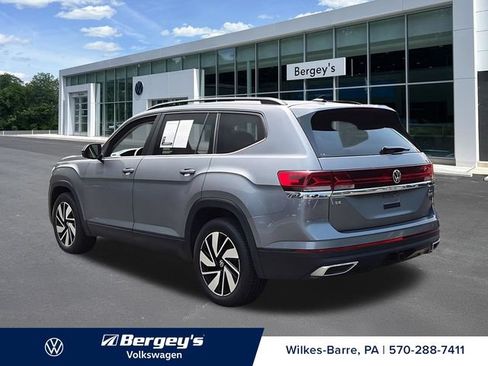 Certified 2025 Volkswagen Atlas SE AWD/4WD image 8