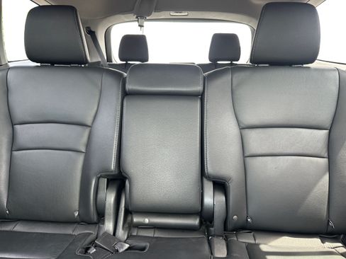 Used 2021 Honda Pilot Black Edition image 13