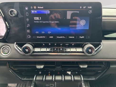 Certified 2025 Chevrolet Colorado Z71 w/ Midnight Edition image 13