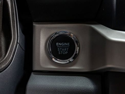 Used 2026 Ford F250 XLT w/ XLT Premium Package image 23