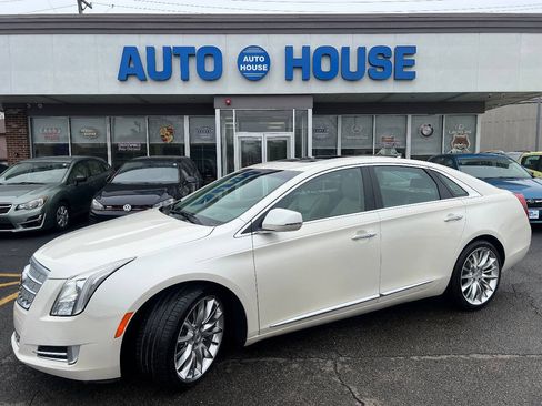 Used 2013 Cadillac XTS Platinum AWD/4WD image 2