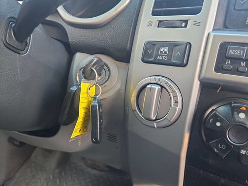 Used 2004 Toyota 4Runner Sport image 29