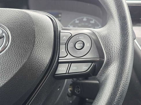 Used 2024 Toyota Corolla LE FWD image 30