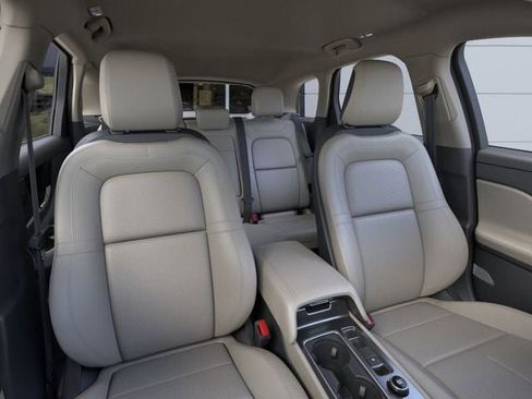 New 2026 Lincoln Corsair Premiere image 10