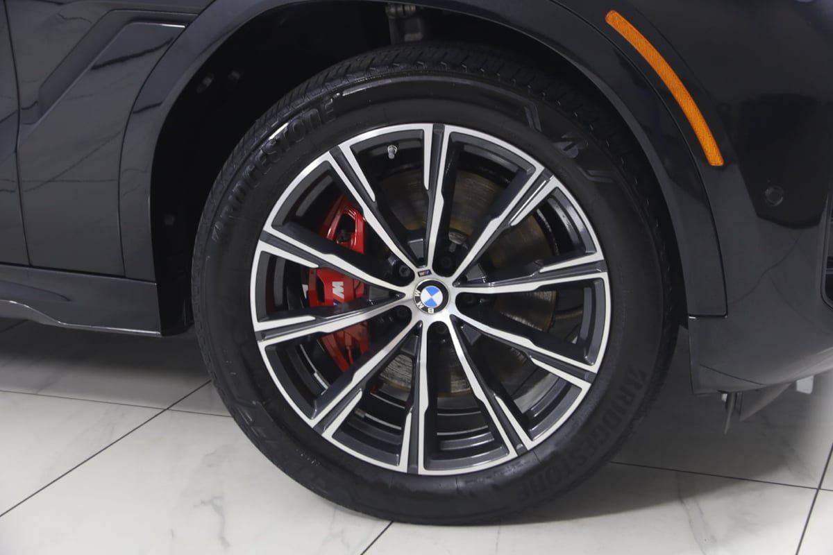 Used 2024 BMW X6 xDrive40i w/ Premium Package AWD/4WD image 16