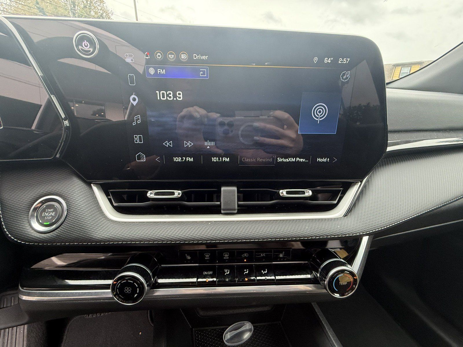 Used 2026 Chevrolet Equinox LT FWD image 11