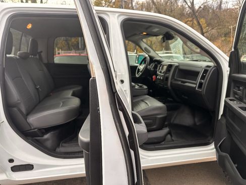 Used 2013 RAM 2500 Tradesman w/ Chrome Appearance Group image 7