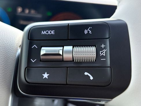 New 2026 Hyundai Santa Fe SE image 16