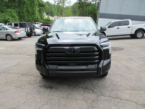 Used 2025 Toyota Tundra SR5 w/ SR5 Premium Package AWD/4WD image 8