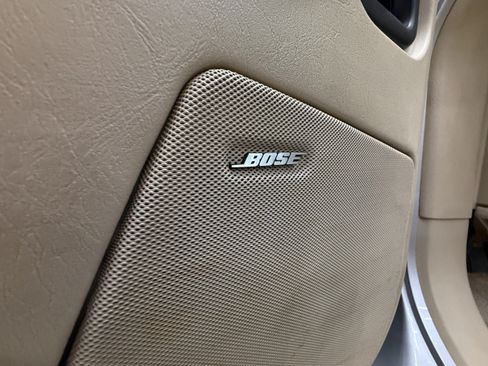 Used 2008 Cadillac XLR RWD image 9