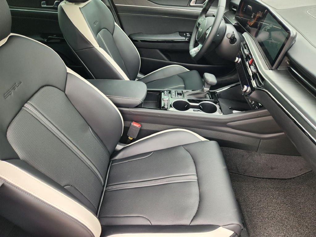 New 2026 Kia K5 GT-Line w/ GT-Line Premium Package FWD image 11