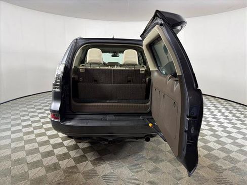 Used 2015 Lexus GX 460 w/ Premium Package AWD/4WD image 20
