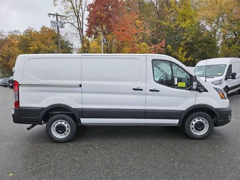 New 2024 Ford Transit 250 Low Roof w/ Load Area Protection Package RWD image 33