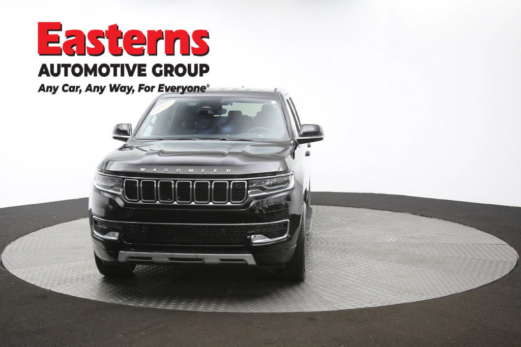 Used 2022 Jeep Wagoneer Series II AWD/4WD image 54