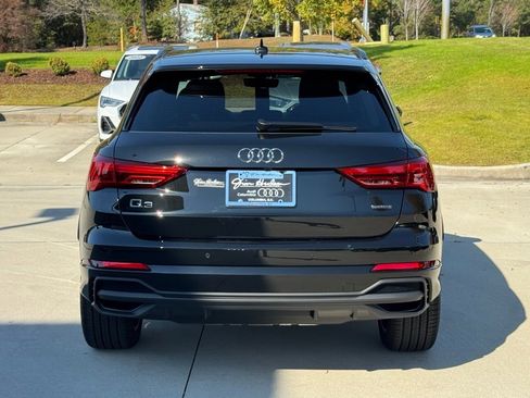 New 2025 Audi Q3 2.0T Premium image 13