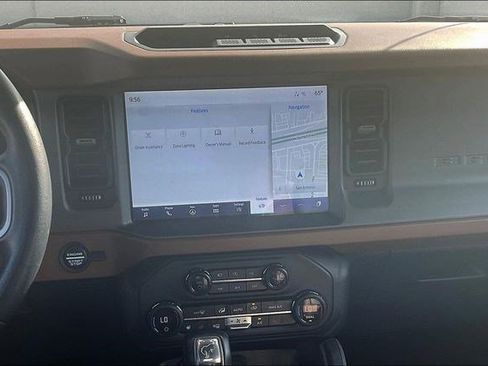 Used 2024 Ford Bronco Outer Banks image 6