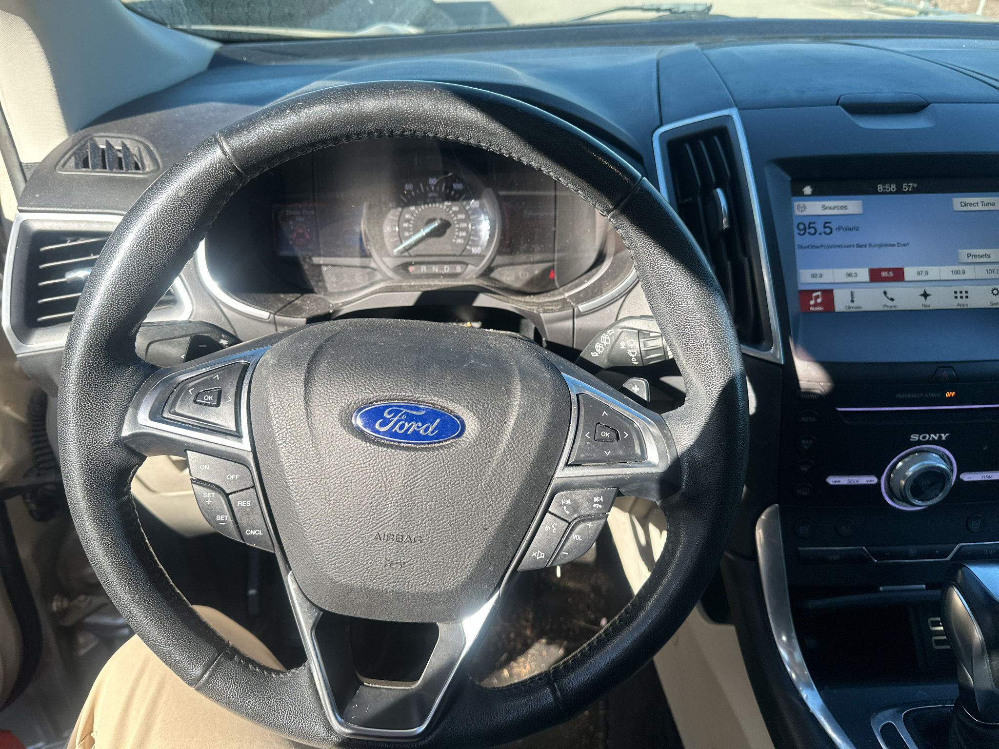 Used 2017 Ford Edge Titanium w/ Equipment Group 301A FWD image 22