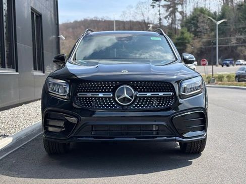 Used 2026 Mercedes-Benz GLB 250 4MATIC image 11