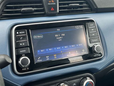 Used 2025 Nissan Versa SV image 20