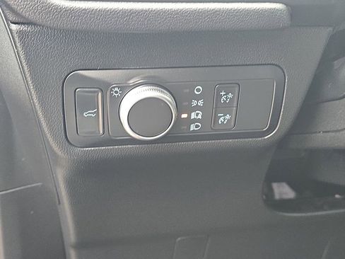 Certified 2022 Ford Escape SE w/ SE Sport Appearance Package AWD/4WD image 24