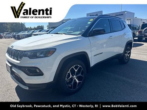 Used 2024 Jeep Compass Limited AWD/4WD image 1
