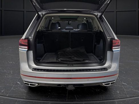 Certified 2024 Volkswagen Atlas SEL Premium R-Line image 16