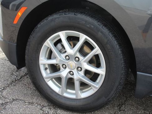 Used 2023 Chevrolet Equinox LT image 9