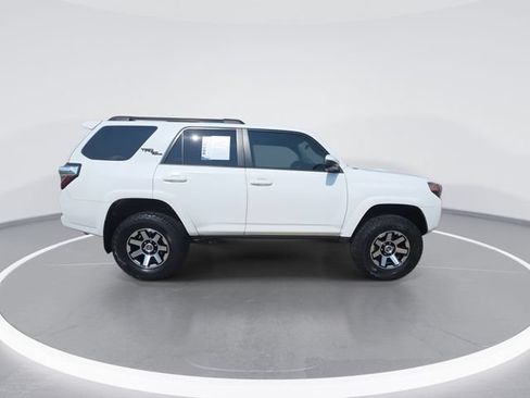 Used 2019 Toyota 4Runner TRD Off-Road AWD/4WD image 9