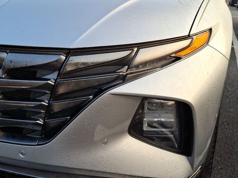 Certified 2023 Hyundai Tucson Limited AWD/4WD image 9