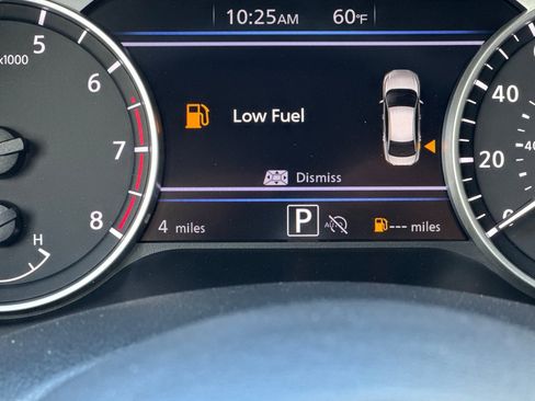 New 2025 Nissan Sentra SR image 21