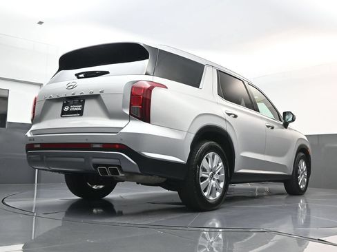 Used 2025 Hyundai Palisade SEL FWD image 24