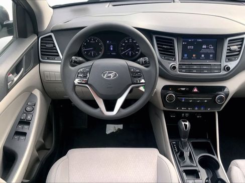 Used 2018 Hyundai Tucson SEL FWD image 5