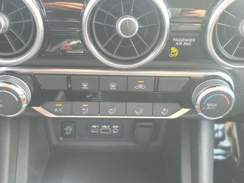 Used 2024 Nissan Sentra SV FWD image 25