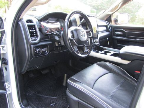 Used 2022 RAM 2500 Laramie AWD/4WD image 13