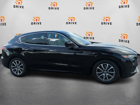 Used 2020 Maserati Levante S image 6