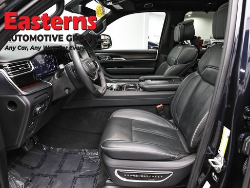 Used 2025 Jeep Grand Wagoneer Series II Obsidian w/ Quick Order Packagew 28T AWD/4WD image 14