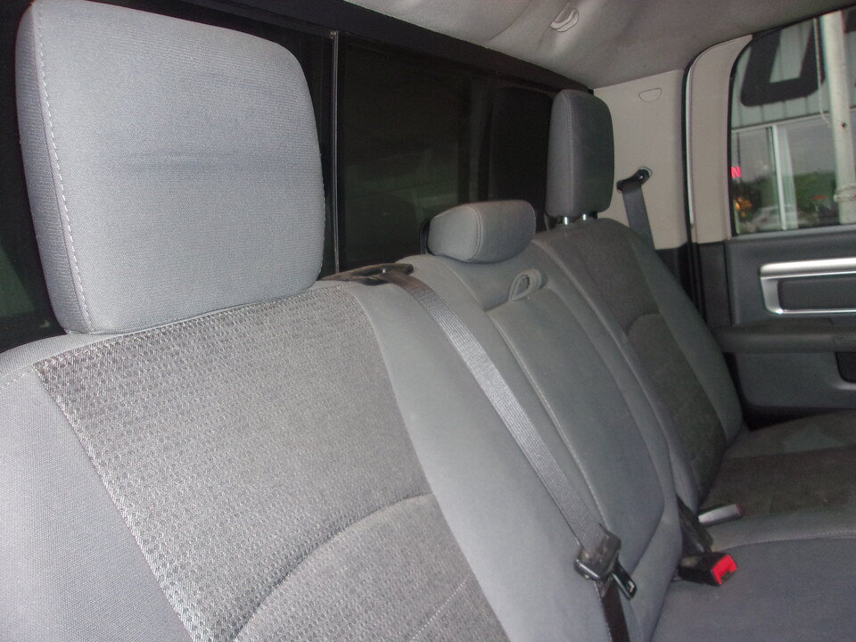 Used 2015 RAM 3500 Big Horn AWD/4WD image 15