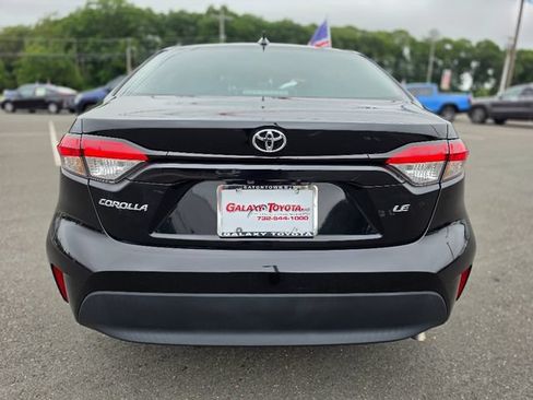 Used 2024 Toyota Corolla LE FWD image 6