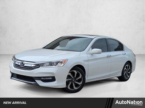 Used 2016 Honda Accord EX image 1