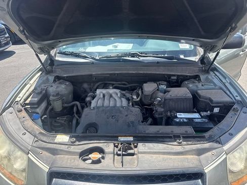 Used 2009 Hyundai Santa Fe GLS FWD image 17