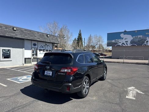 Used 2019 Subaru Outback 2.5i Limited AWD/4WD image 7