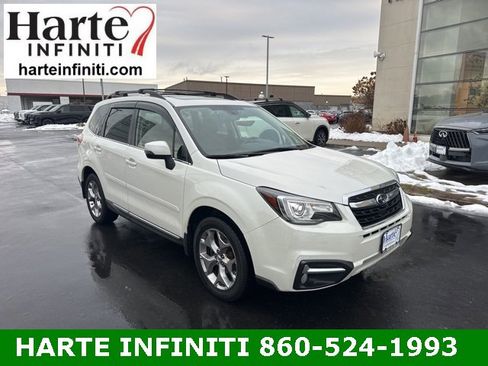 Used 2017 Subaru Forester 2.5i Touring image 3