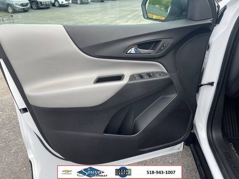 Used 2024 Chevrolet Equinox LS w/ LS Convenience Package AWD/4WD image 11
