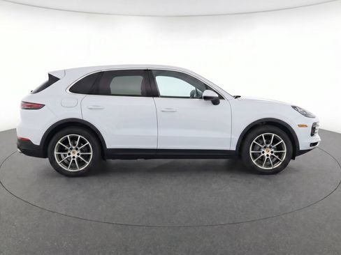 Used 2020 Porsche Cayenne AWD/4WD image 8