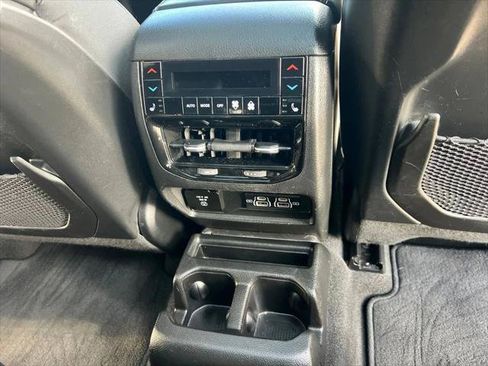 Certified 2021 Jeep Grand Cherokee L Overland w/ Luxury Tech Group IV AWD/4WD image 20