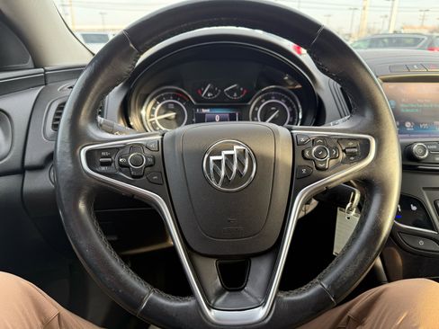 Used 2016 Buick Regal image 11