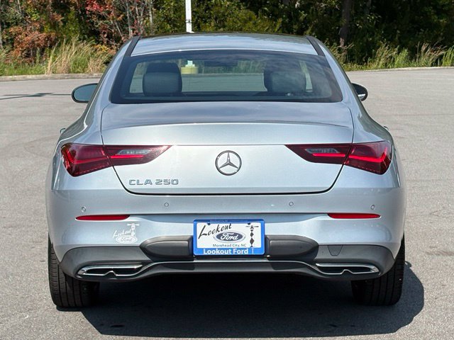 Used 2025 Mercedes-Benz CLA 250 image 4