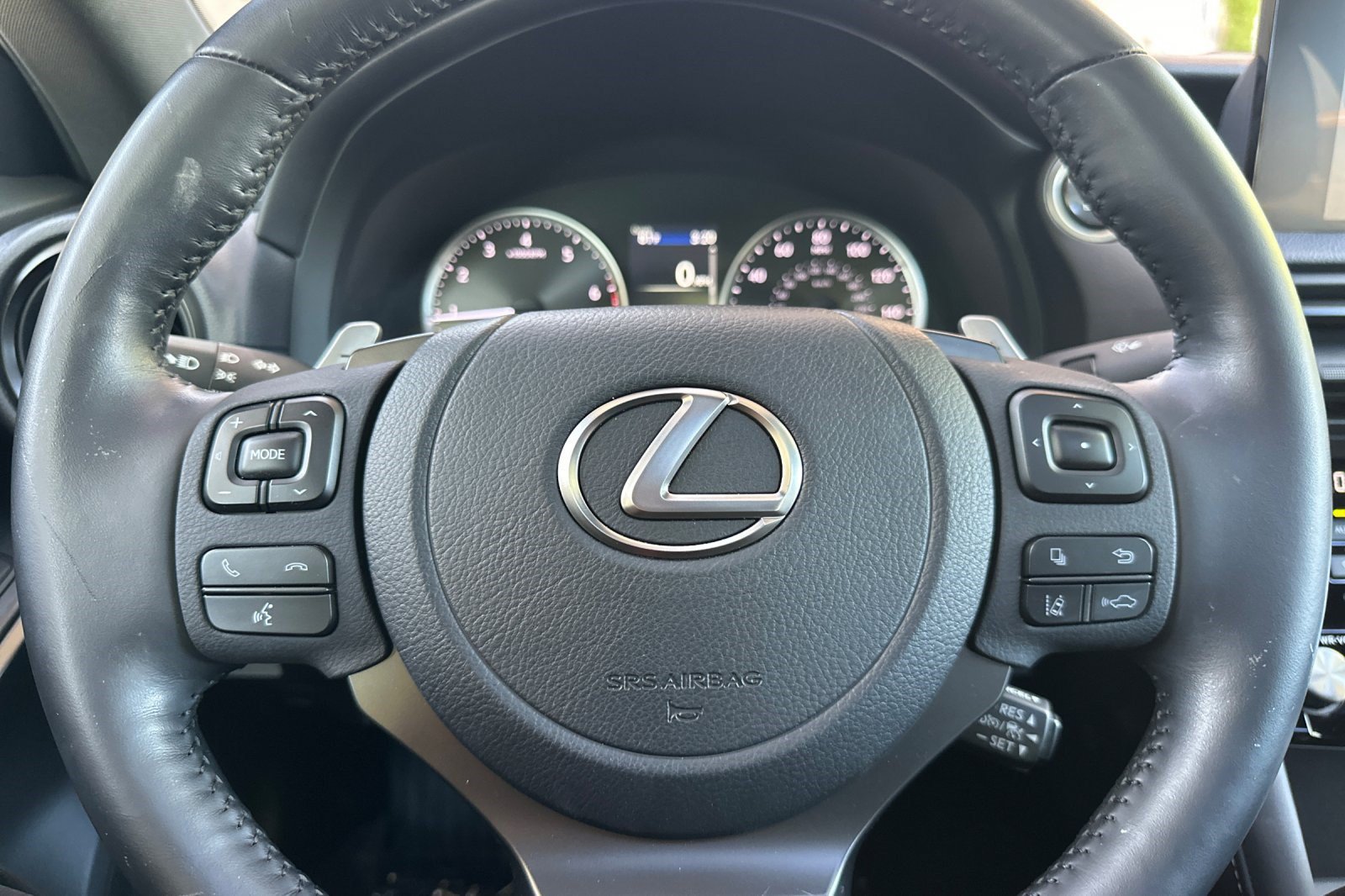 Used 2023 Lexus IS 300 w/ Premium Package RWD image 10