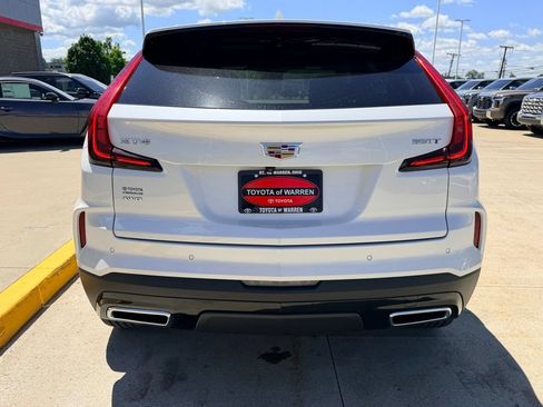 Used 2024 Cadillac XT4 Premium Luxury w/ Active Safety Package AWD/4WD image 6